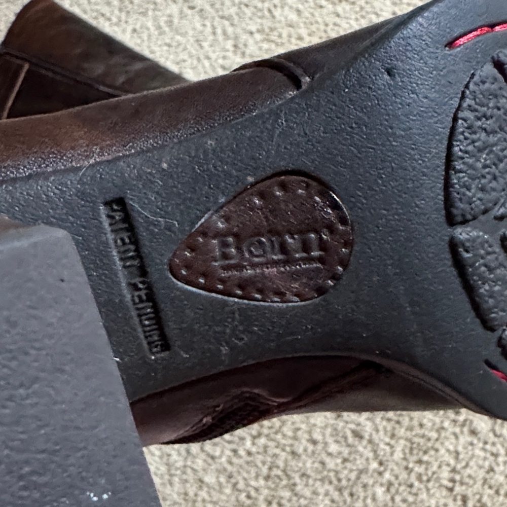 Born Tall Dark Brown Leather Heeled Riding Boots Sz 8 - Picture 9 of 10